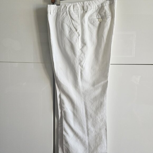 Peter Nygard  High Rise Linen / Cotton  Tailored Trousers in White - Picture 2 of 12